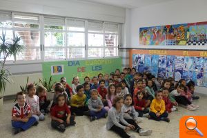 El plurilingüismo se convierte en arte gracias a los alumnos del CEIP Penyagolosa - (foto 6)